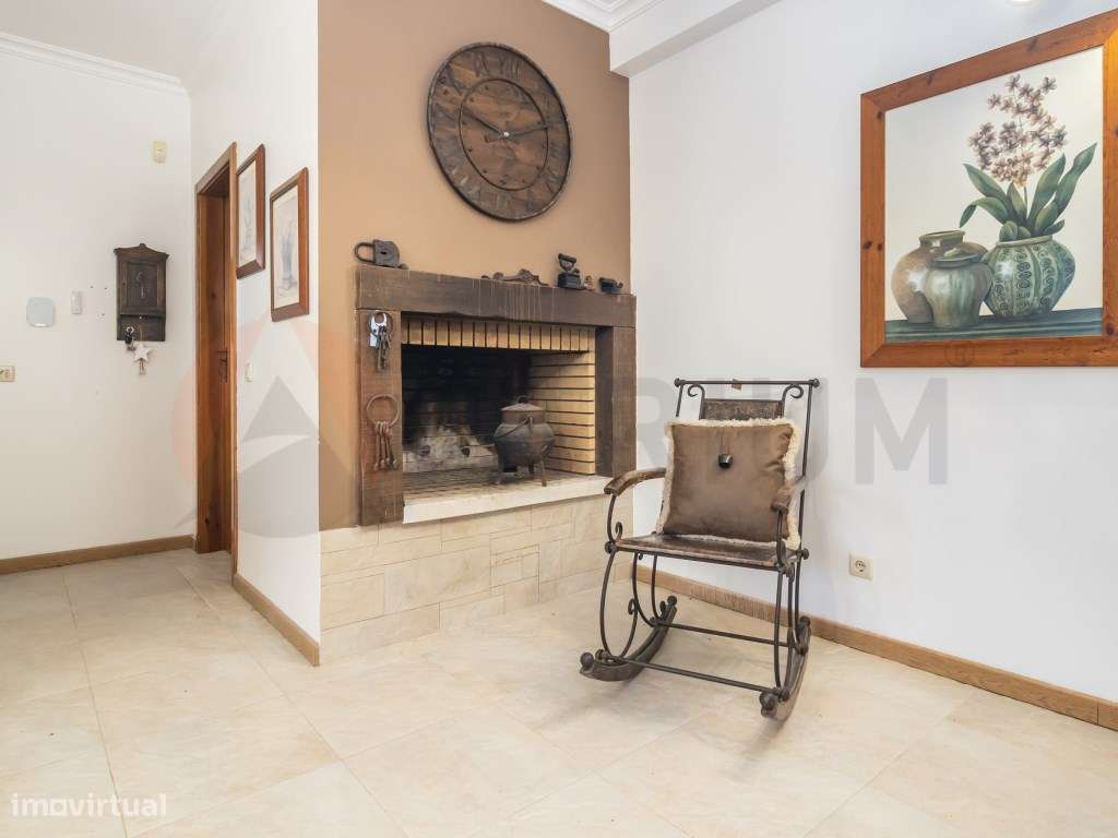 Exclusiva Moradia T6 com Quintinha, Piscina e Elevado Potencial de ...-21