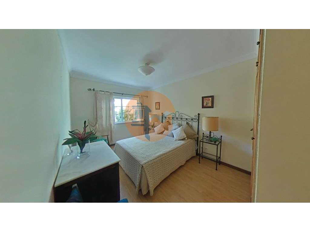 Fantástica Moradia com Piscina para venda-32