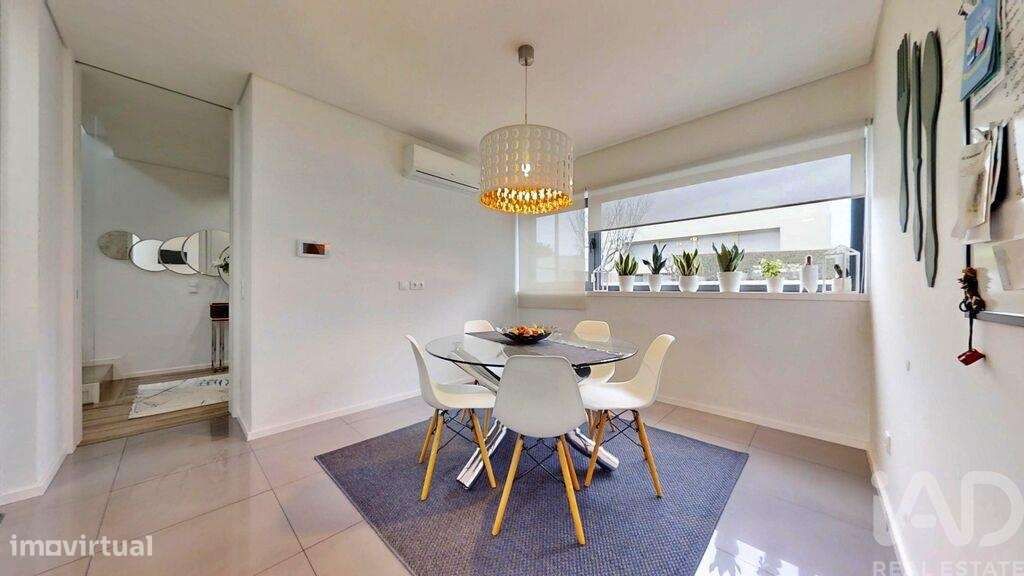 Moradia geminada T4 em Castêlo da Maia de 345 m2 - Grande imagem: 5/40