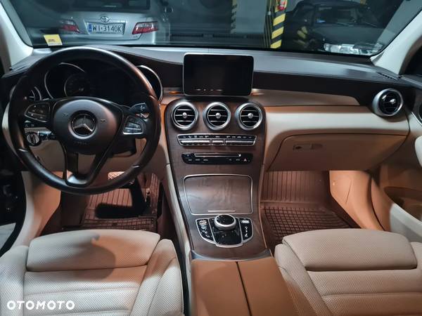 Mercedes-Benz GLC 250 4-Matic - 12