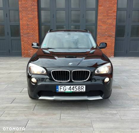 BMW X1 xDrive18d - 8