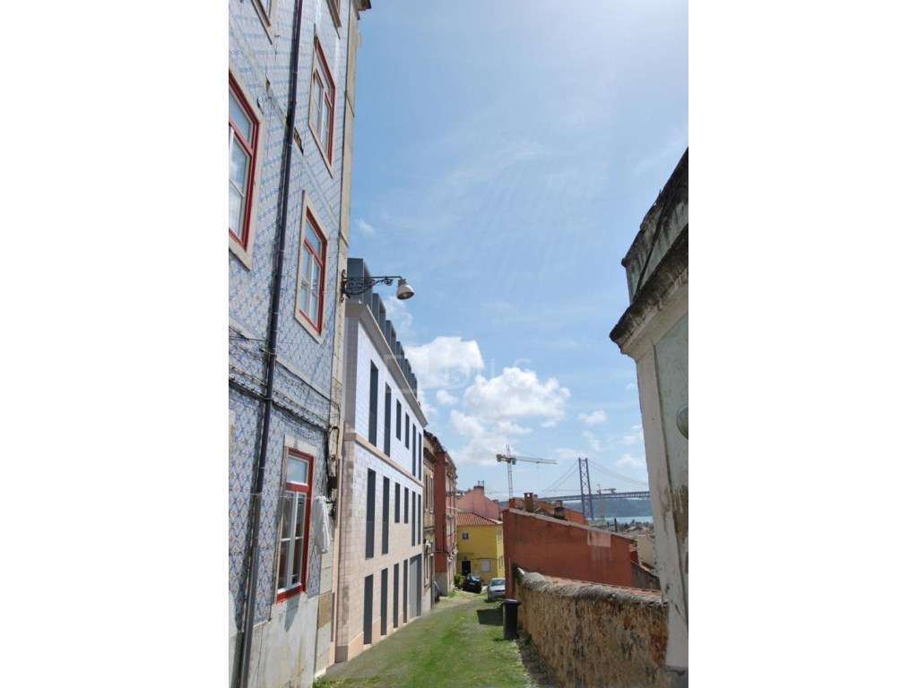 Prédio vendido com projeto aprovado na Estrela, Lisboa - Grande imagem: 3/14