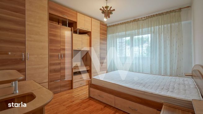 Vanzare apartament cu 3 camere, strada Paraului, zona Racadau-7