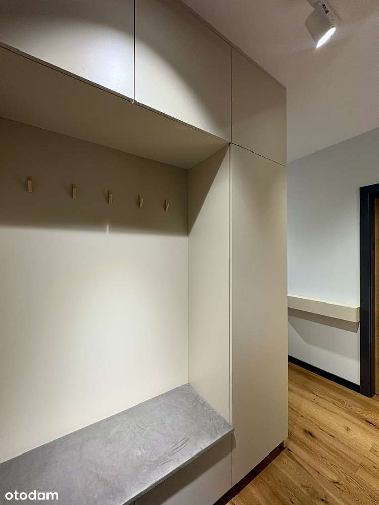 Francuska Park, 4 pokoje do wejścia, z garażem oraz z klimatyzacją-17