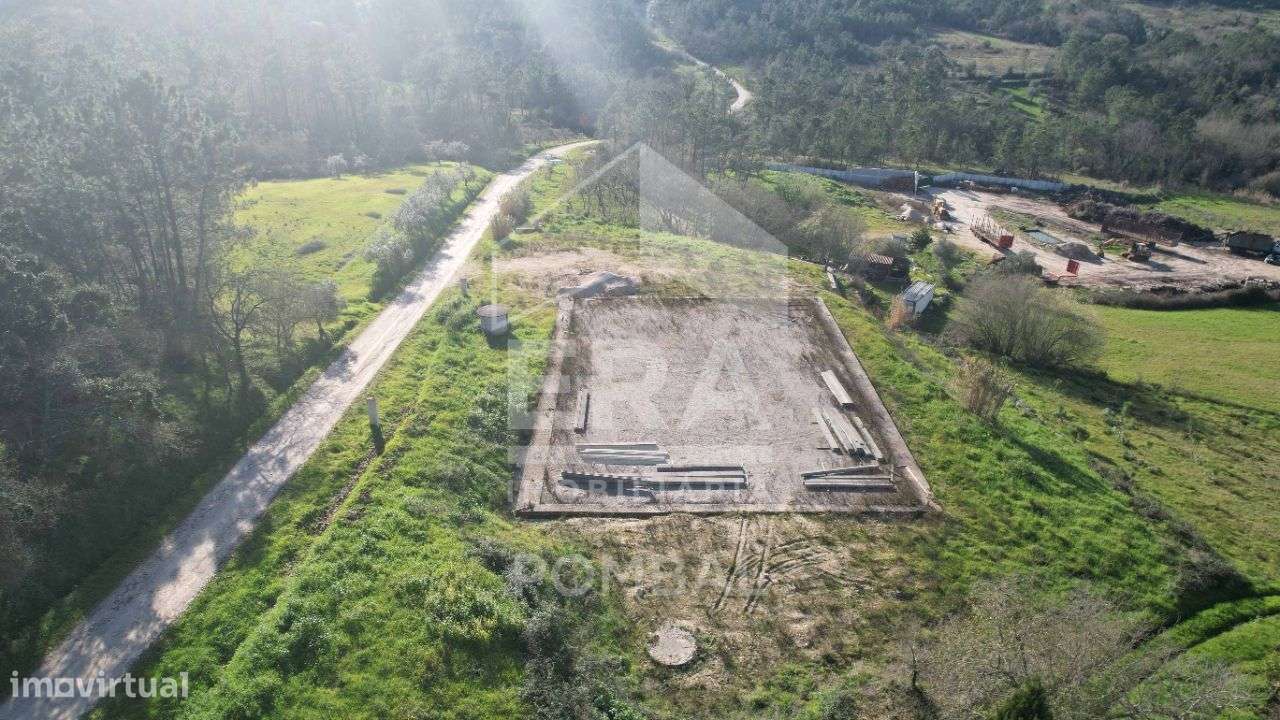 Armazém localizado em Pombal - Grande imagem: 5/23