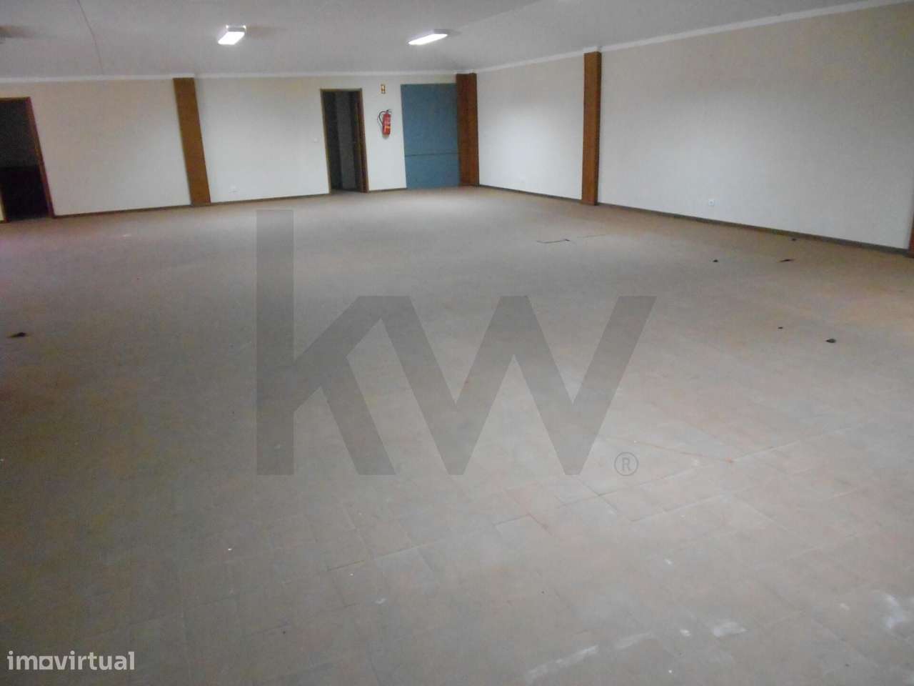 PARQUE  INDÚSTRIAL,  ESCRITÓRIOS e ARMAZÉNS em CONDOMINÍO FECHADO  Pri-41