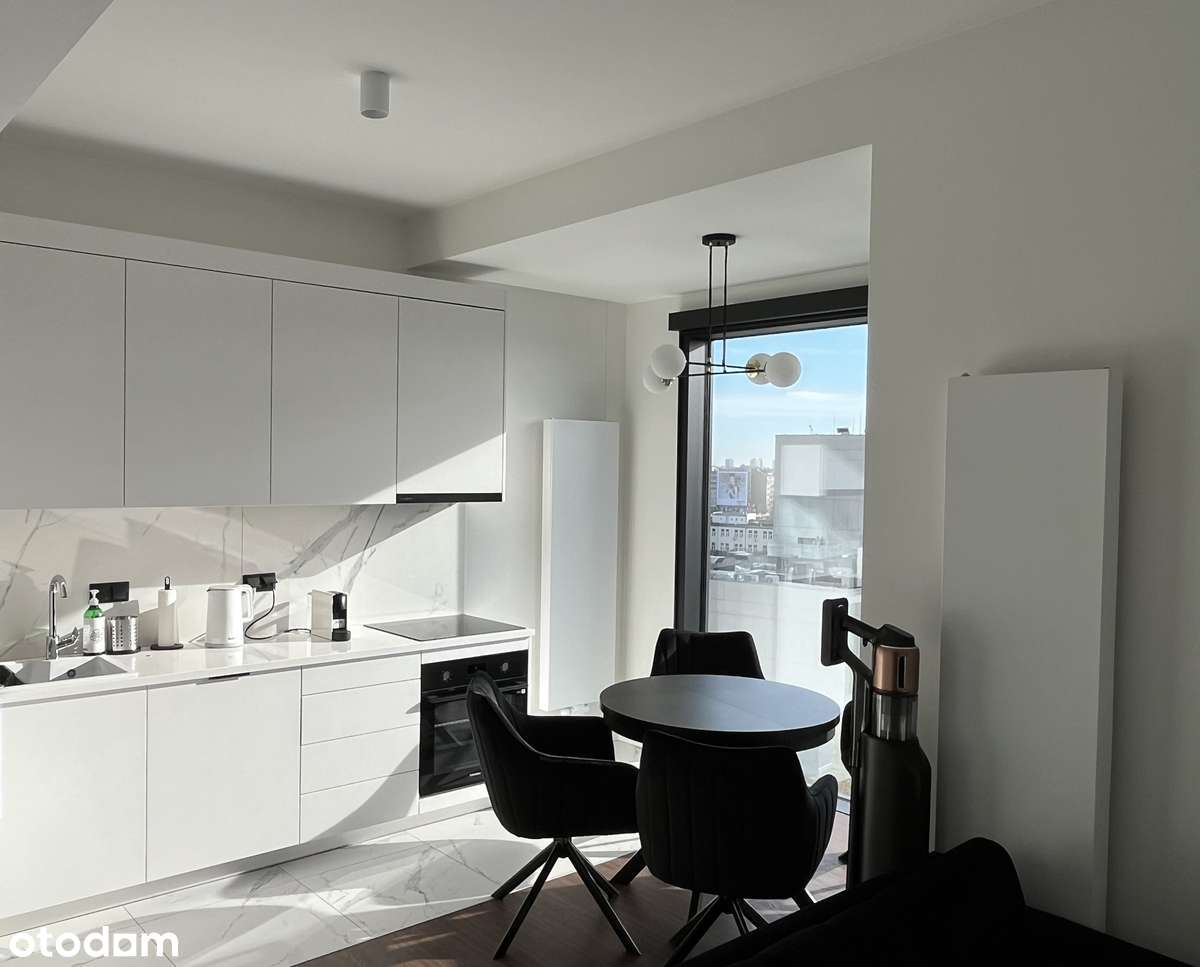 Panoramiczny widok | X i XI p.| Towarowa Towers | Najem okazjonalny - Pełny obrazek: 2/20