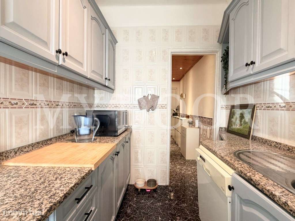 Apartamento T2 - Moscavide - Vista e muita LUZ - 3º andar-25