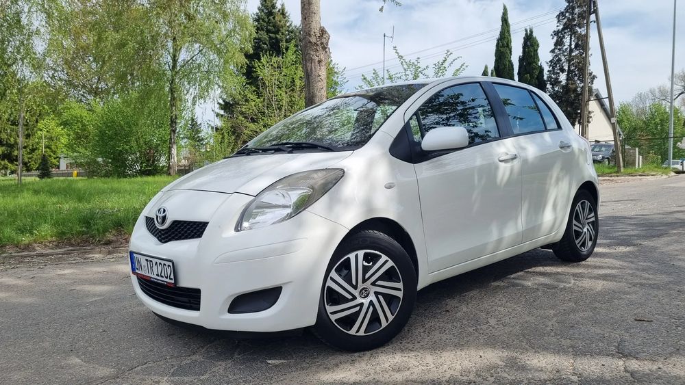 Toyota Yaris II 1.0 VVT-i Edition 2011