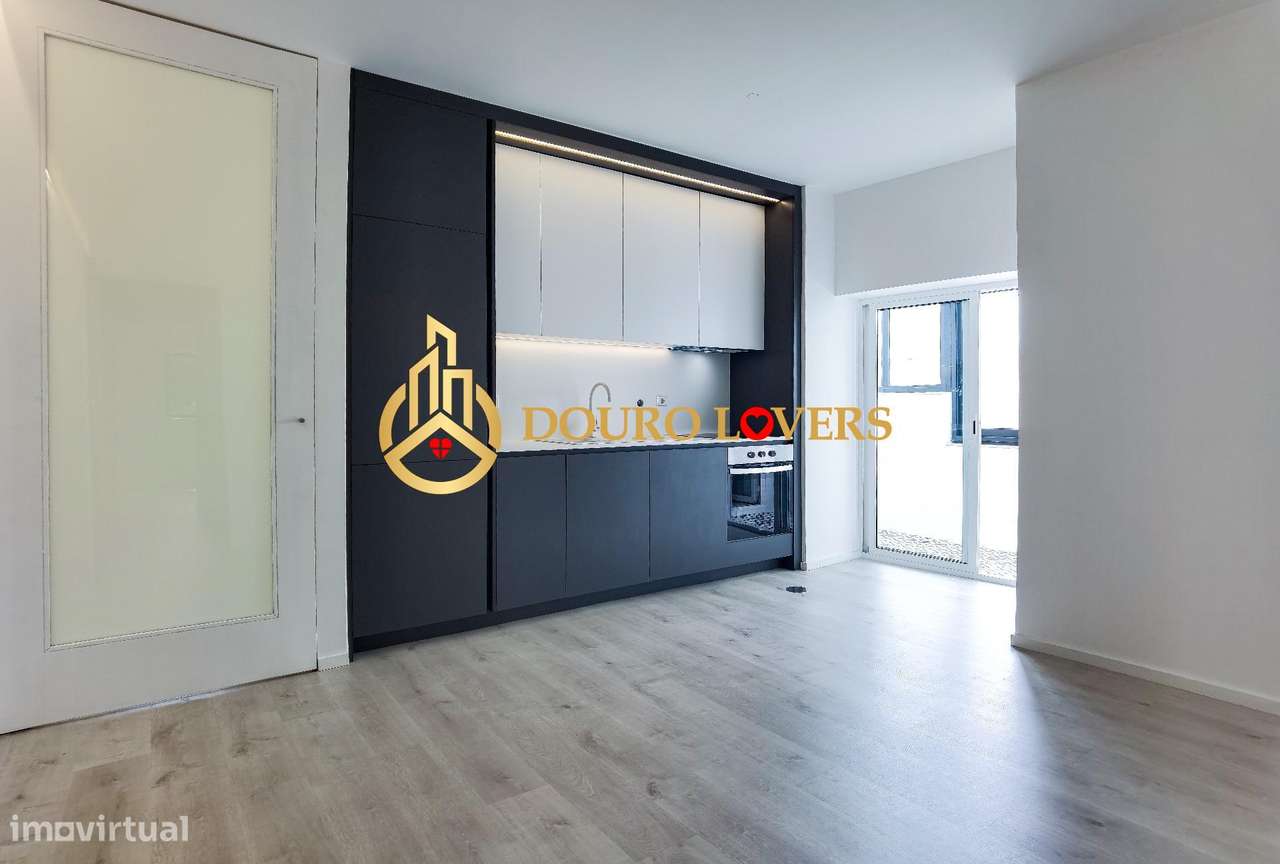 T2 com garagem - Zona de Serralves - Grande imagem: 3/21