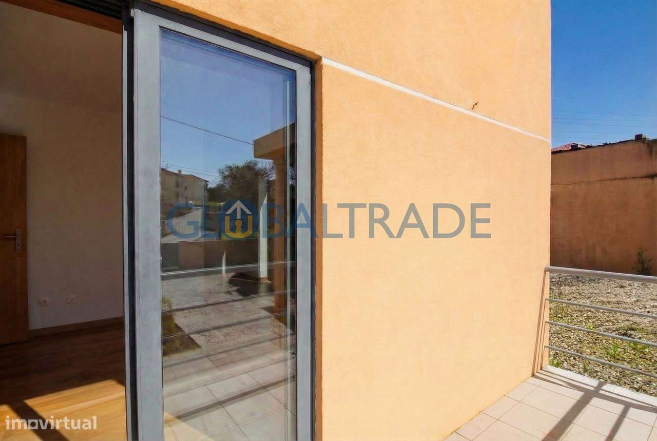 Apartamento T3 Renovado - Condomínio Fechado em Rio Tinto-7