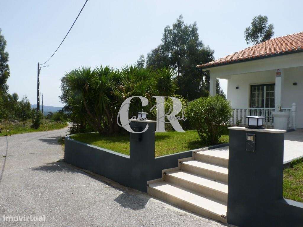 Fantástica moradia T3 com garagem e terreno generoso em Vila Facaia – - Grande imagem: 4/60