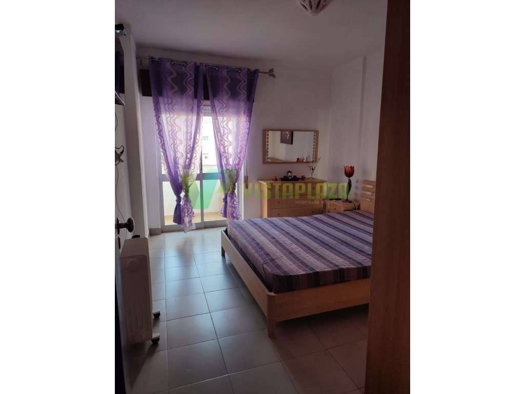 Um T1 arrendamento anual no 25 de Abril em Portimão - Grande imagem: 3/11