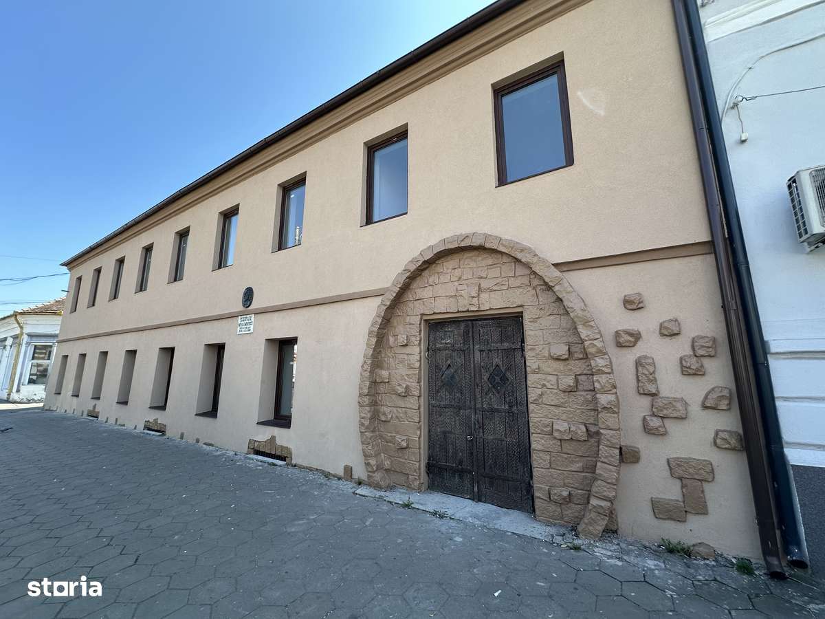 Spațiu comercial 300mp de închiriat, locație centrală - Imagine principală: 1/17