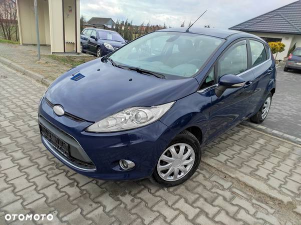 Ford Fiesta - 2