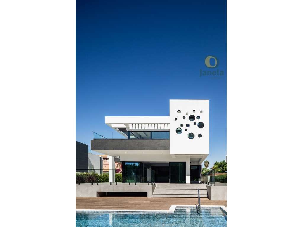 Moradia LUXUOSA e de Vanguarda frente a campo de Golfe em Vilamoura - Grande imagem: 4/27
