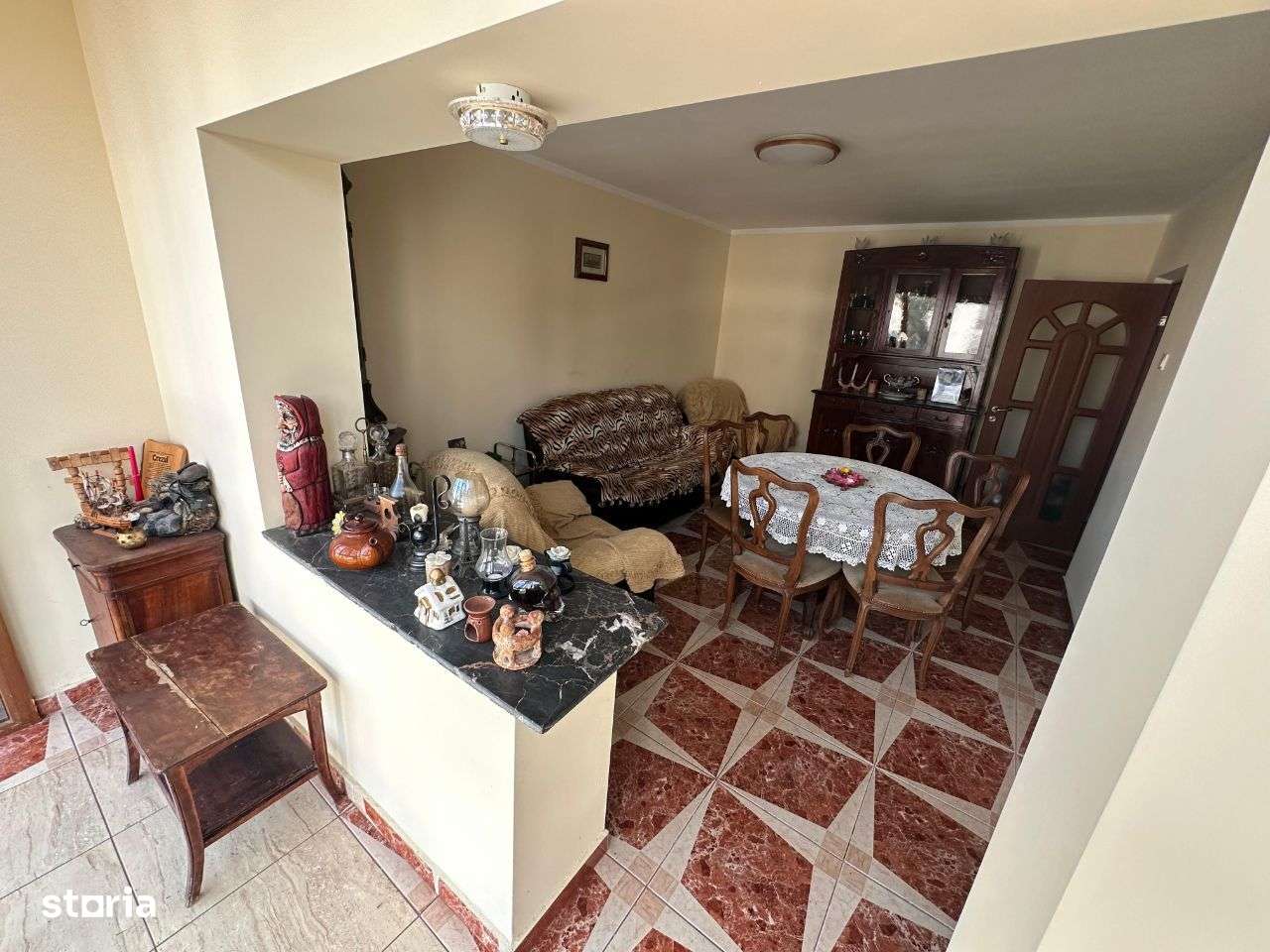 Apartament cu 4 camere in zona Garii-Billa! - Imagine principală: 1/9
