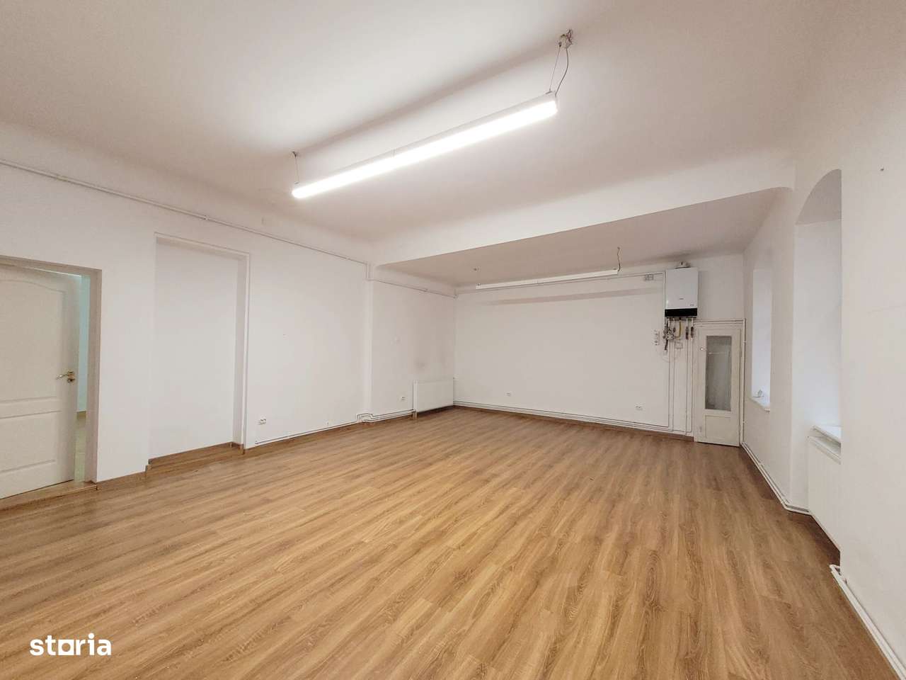 De închiriat spațiu de birouri 60 mp zona Sora - Imagine principală: 2/8
