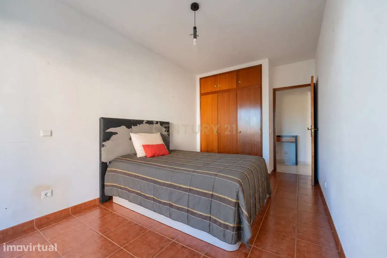 Apartamento T3 em Silves, Faro-18