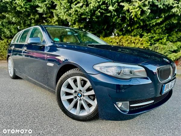 BMW Seria 5 520i Touring Luxury Line - 2