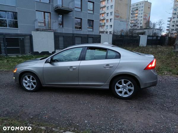 Volvo S60 T5 Drive-E Base - 8