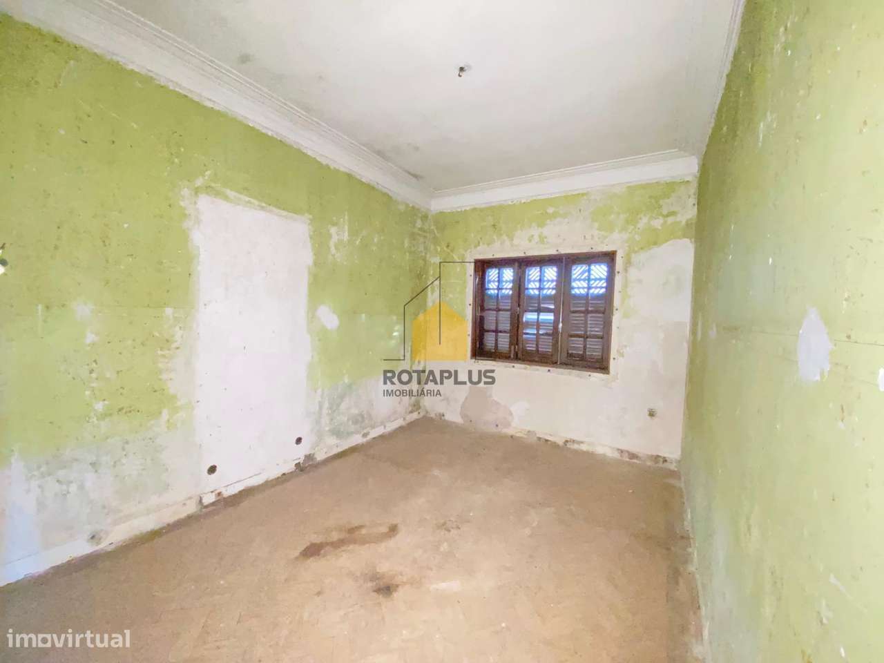 Moradia com terreno Castêlo da Maia-15