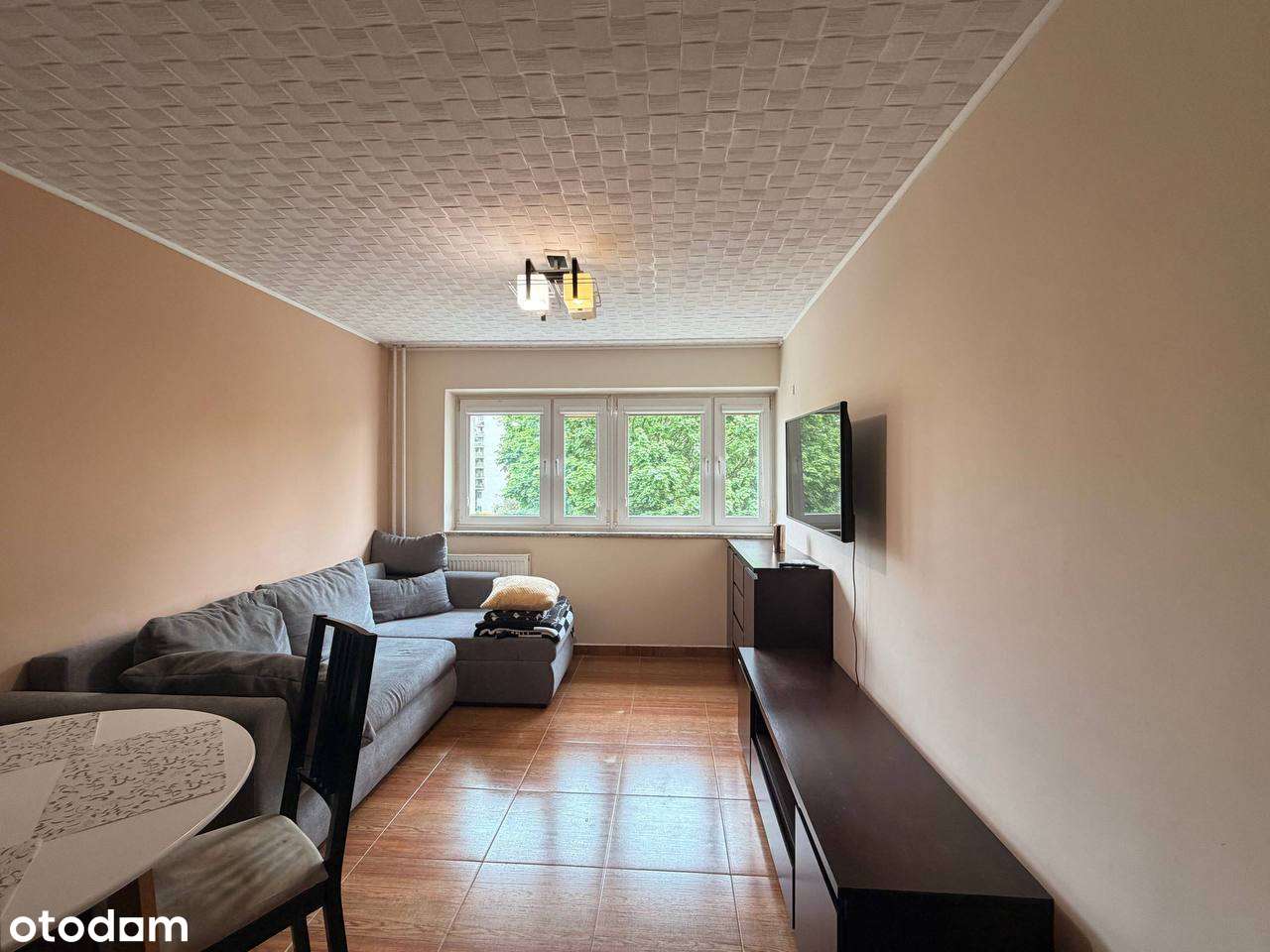 2 pokoje | Oddzielna kuchnia | Bielany | Metro blisko