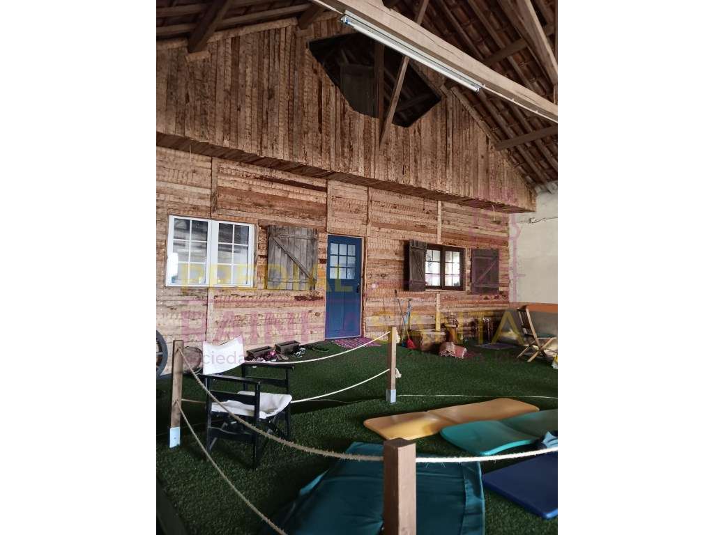 Quinta T3 - 575m2 de construção - Mendiga, Porto de Mós - Grande imagem: 2/35