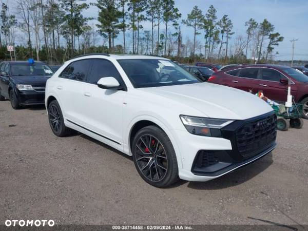 Audi Q8 55 TFSI mHEV Quattro Tiptronic - 1