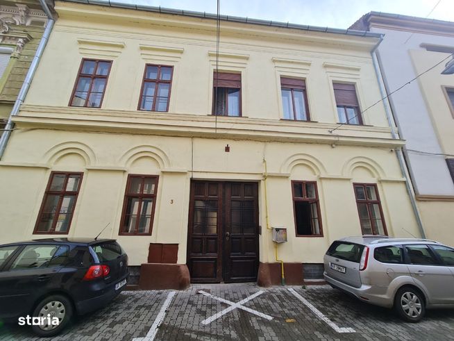 Vand ap 3 camere la Casa Ultracentral Metiano Teatru cu Termoteca.-19