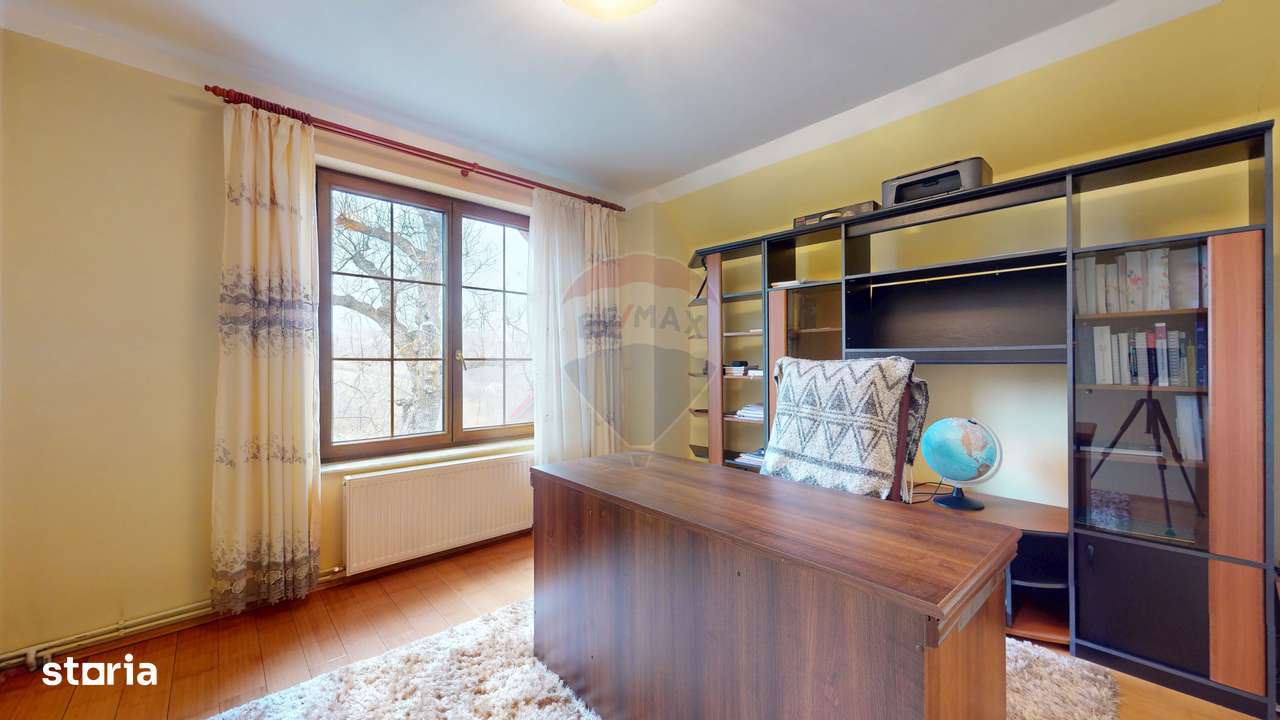 Casă de vânzare Bran Sohodol teren  intravilan 10.331 mp două locuințe-4