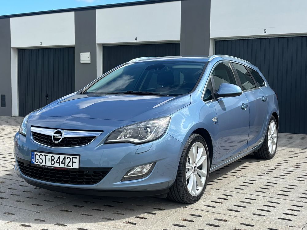 Opel Astra J (2009-2019) 1.4 Turbo Design Edition 2010