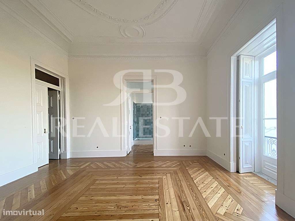 T3+1 com 3 salas e Vista no PRINCIPE REAL / PRAÇA DAS FLORES - cora...-27