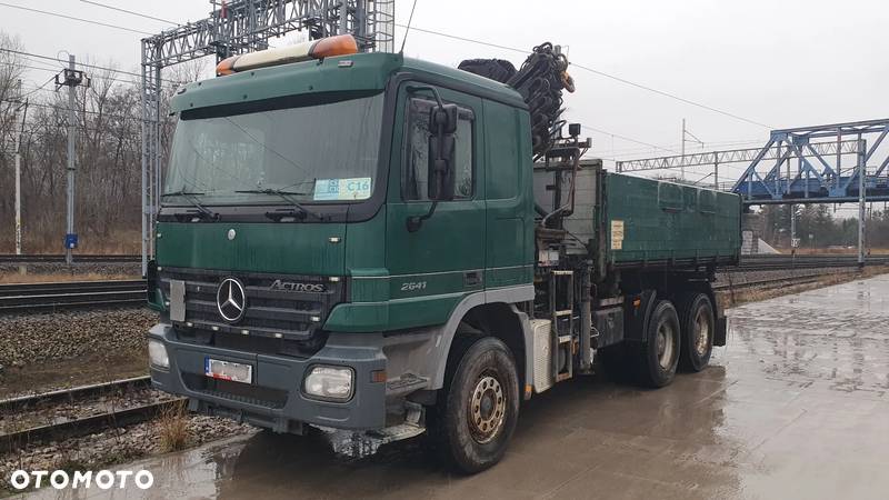 Mercedes-Benz Actros - 1