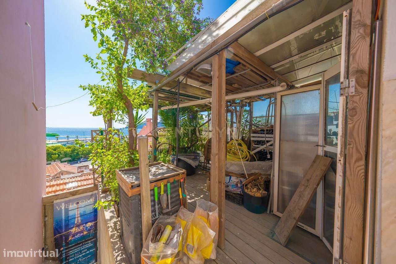 Apartamento com charme em Setúbal com uma vista soberba para o rio e t-37