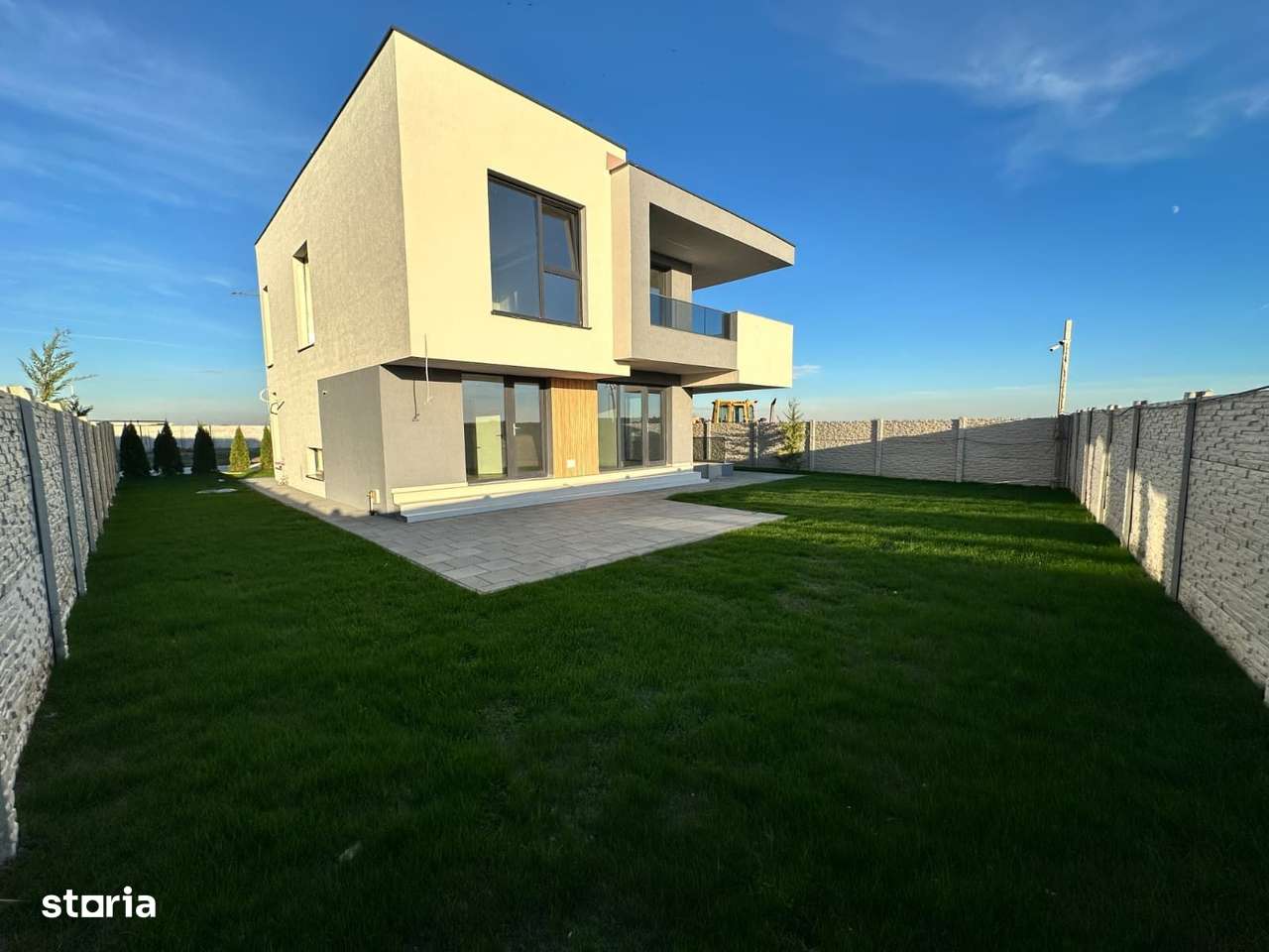 CASE INDIVIDUALE - 6 CAMERE, GARAJ, PANOURI SOLARE, COMISION 0% - Imagine principală: 3/20