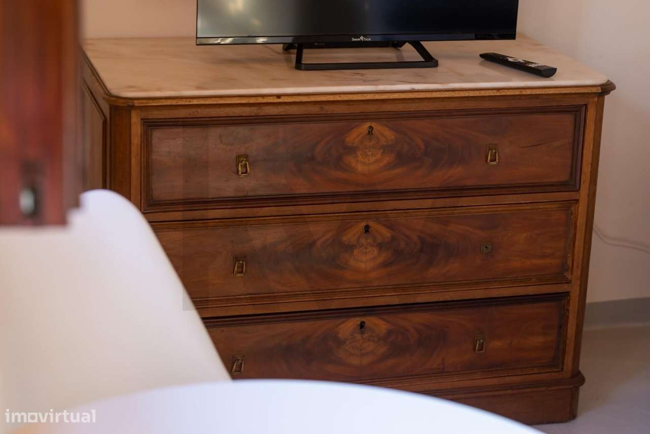 Moradia T-0 com piscina, estacionamento, Condomínio Casas Sopé da Serr-22