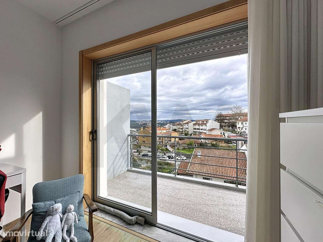 Apartamento T3 c/ 233m2 | Garagem 2 Carro | Enorme Varandas | Elevador-30