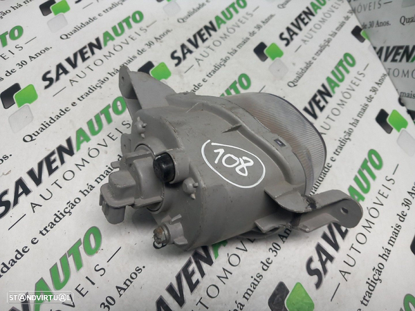 Farol Nevoeiro Chevrolet Aveo / Kalos Hatchback (T200) - 4