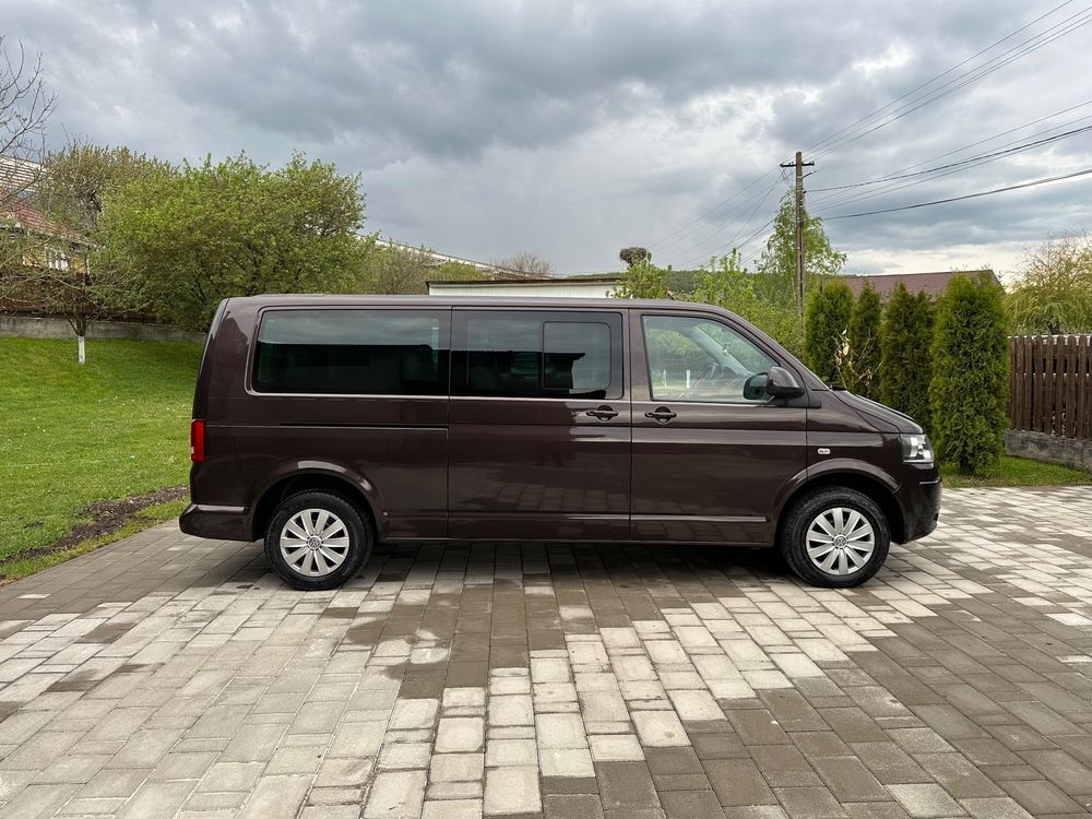 Volkswagen Transporter Caravelle Lang DSG BMT Comfortline 2013
