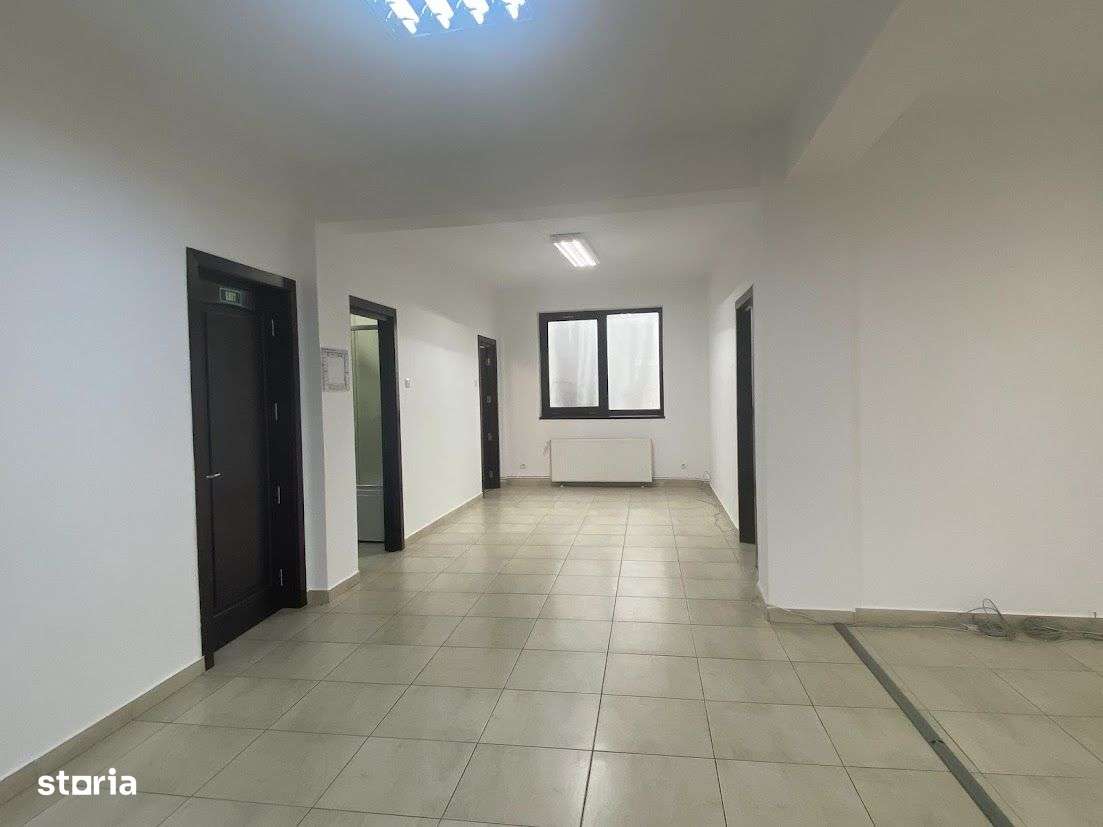 Ofer inchiriere spatiu central 83 mp, cabinete, birouri, 3000 lei - Imagine principală: 4/12