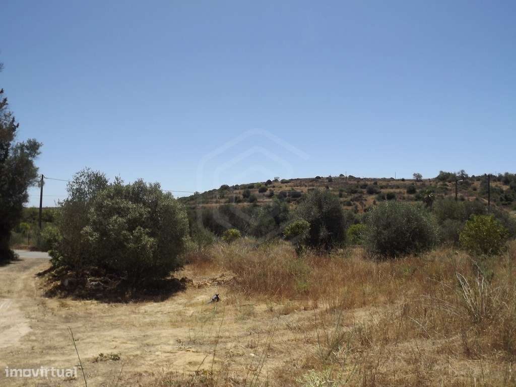 Terreno rústico com uma área de 7.600, Fontes da Matosa, Algarve - Grande imagem: 1/13