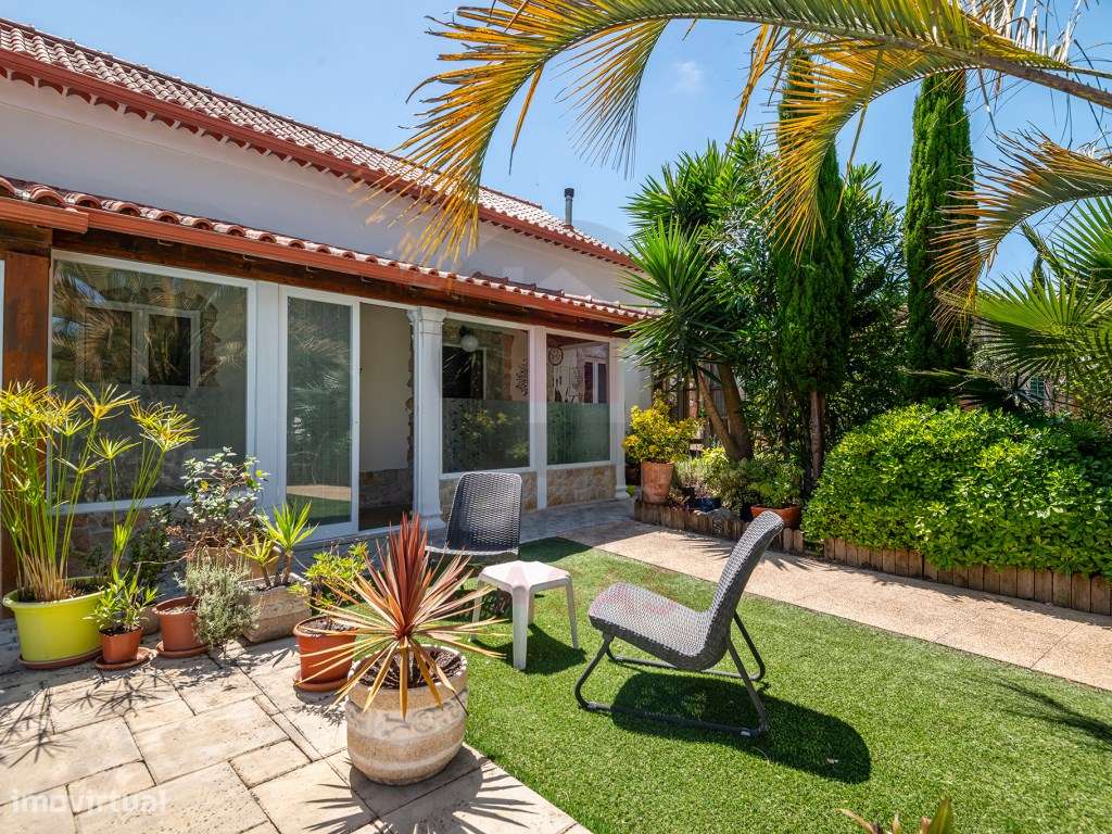 Moradia Tradicional com Piscina e Jardim Privativo - Nadadouro-20
