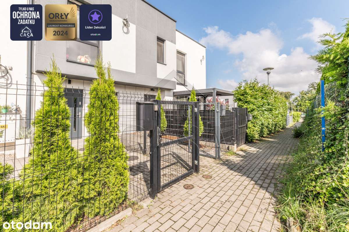 Urocze M4 z Dużym Tarasem i Prywatnym Parkingiem-15