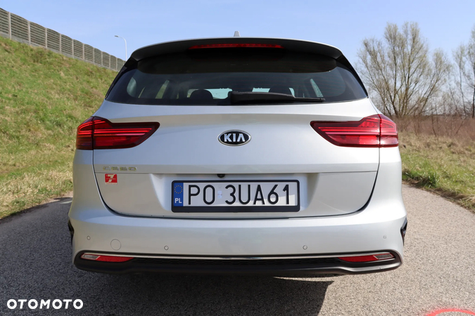 Kia Ceed 1.5 T-GDI M - 5