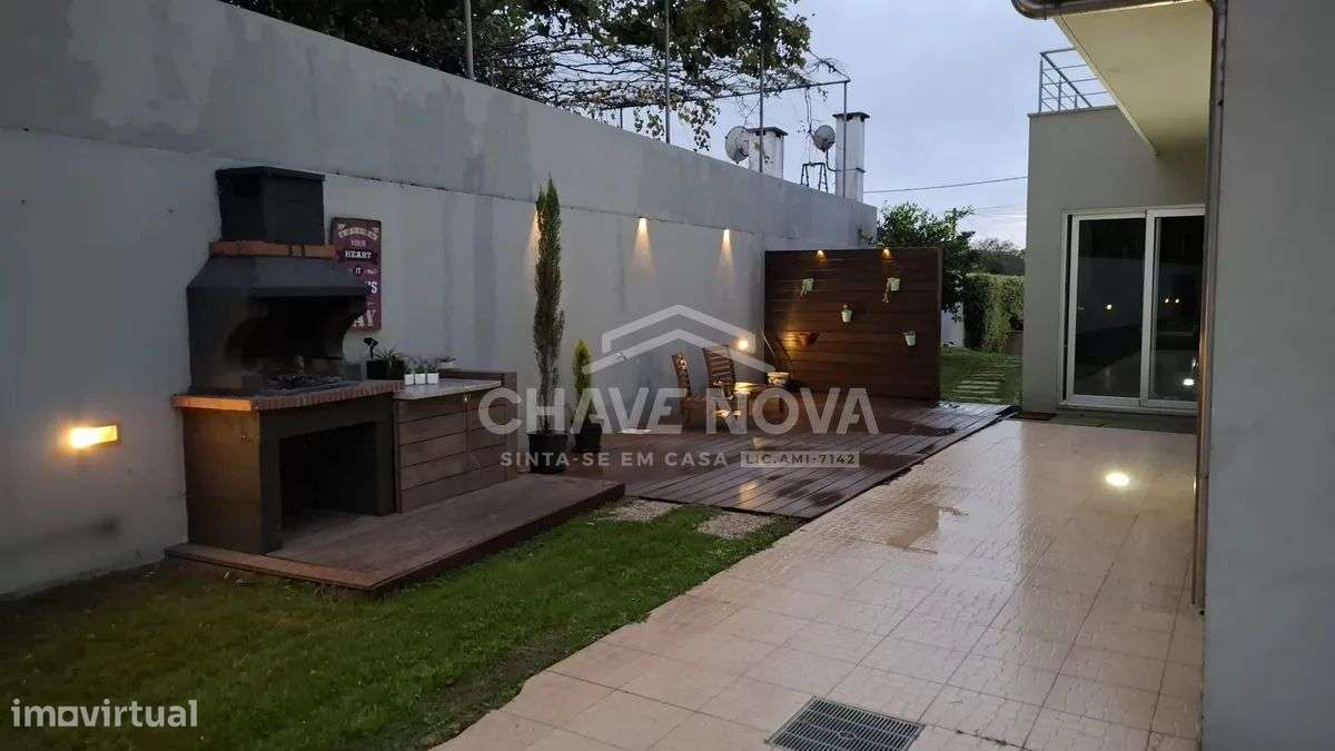 Moradia isolada V4 em Canidelo-43