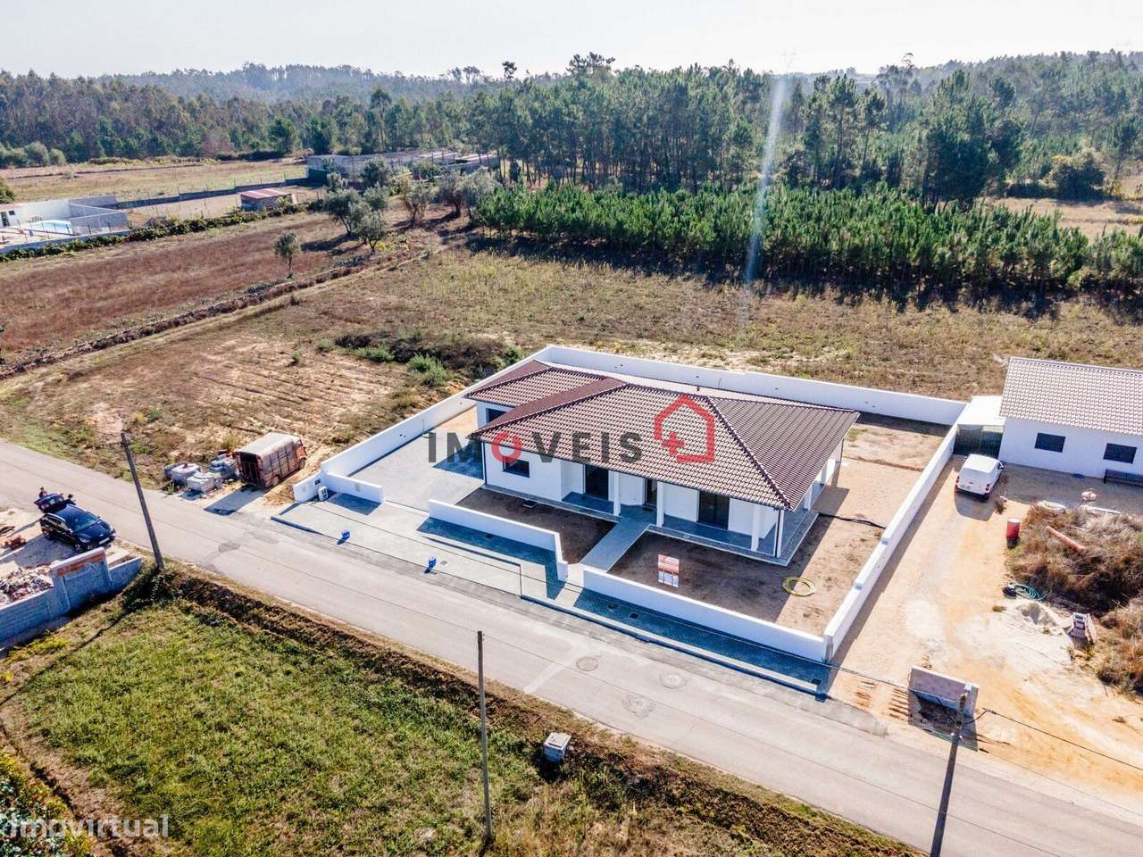 Moradia T3+1 de Sonho no Carriço – Lote de 985 m² - Grande imagem: 4/31