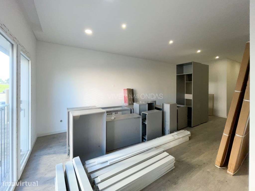 Apartamento T2 c/ terraço e arrecadação, em Santa Marta do Pinhal -... - Grande imagem: 3/26