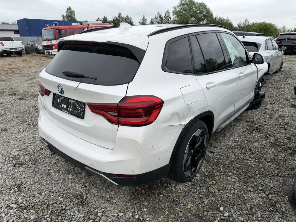 BMW iX3 Impressive 2021