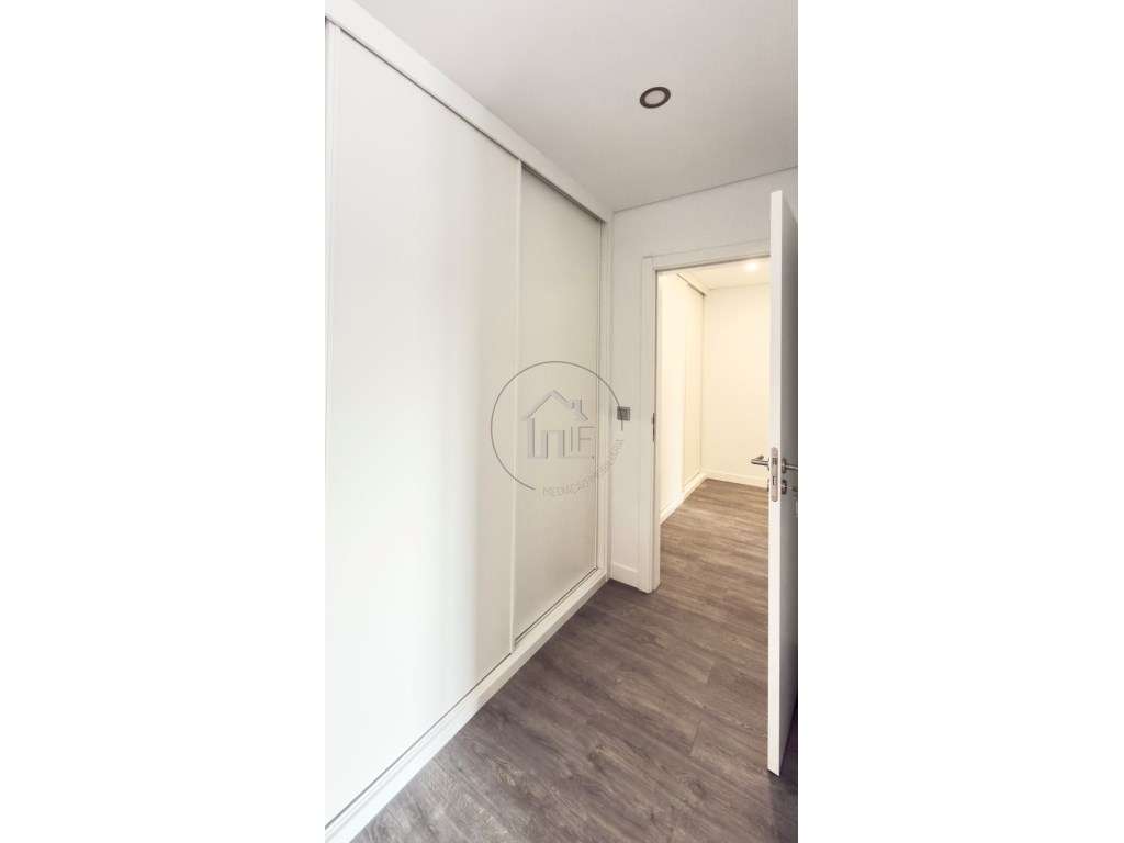 Apartamento T2 Duplex Novo Pinhal Novo-23